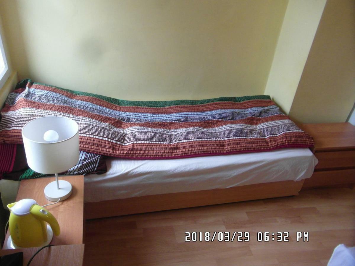 Iwona Hostel - Budget Rooms With Private Bathrooms Sopot Extérieur photo