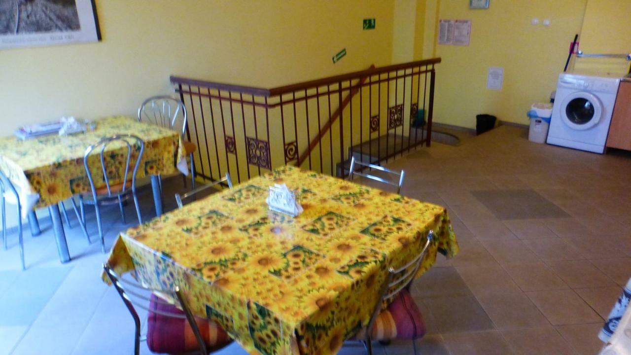 Iwona Hostel - Budget Rooms With Private Bathrooms Sopot Extérieur photo