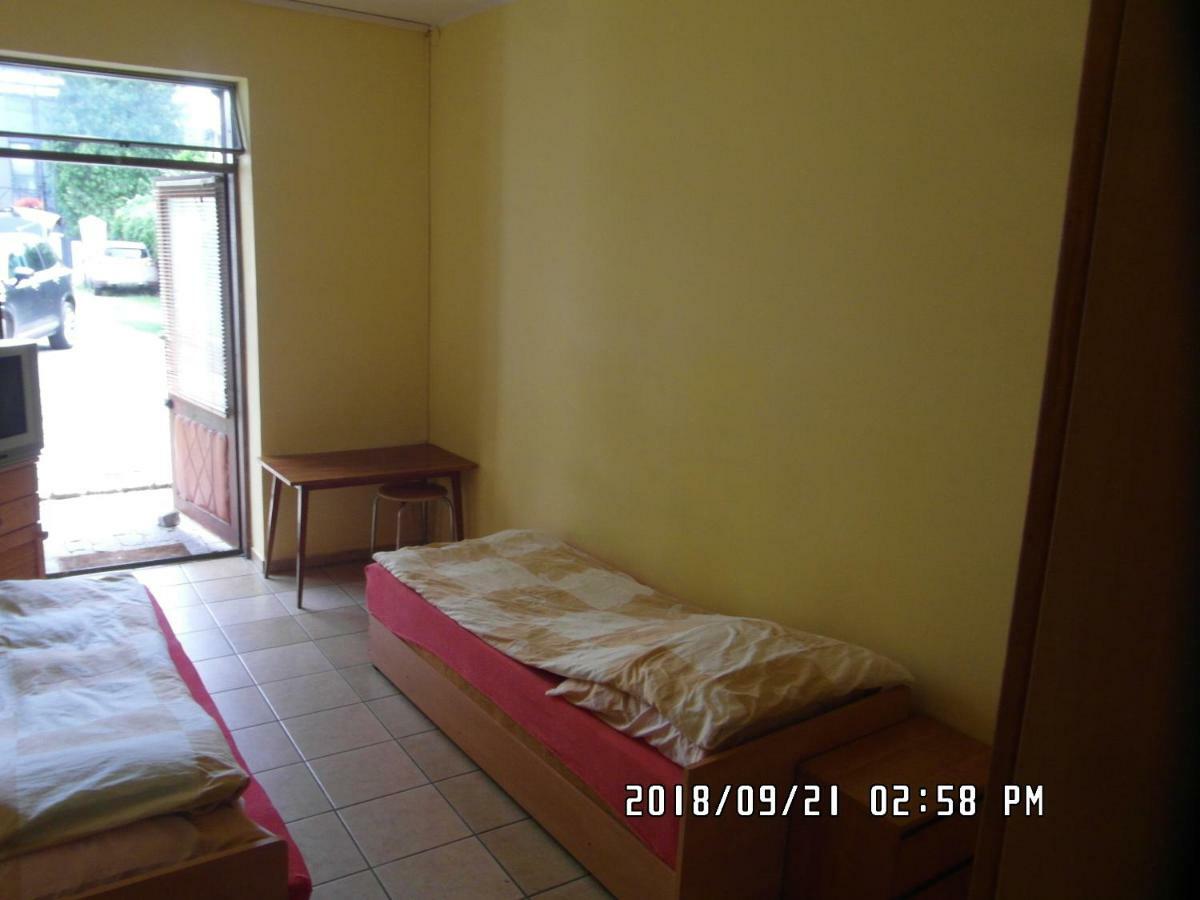Iwona Hostel - Budget Rooms With Private Bathrooms Sopot Extérieur photo